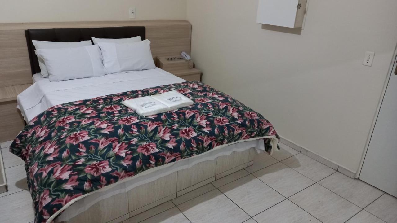 Hotel Dalias Guarulhos Kültér fotó
